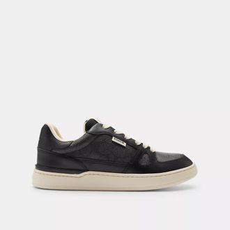 Coach: Black Shoes / Footwear now up to −68% | Stylight