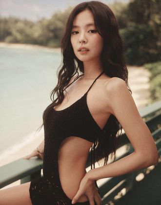 Frankies Bikinis X Jennie Kim - Vestito corto alluncinetto nero