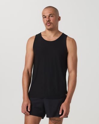 Vuori Clothing Strato Tech Tank Top | Black | Medium