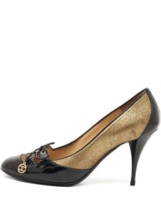 Chanel bow tie charm pumps - Black