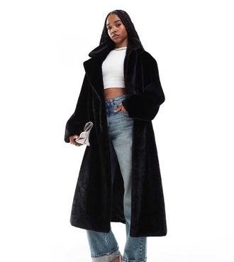Asos Tall ASOS DESIGN Tall - Cappotto taglio lungo in pelliccia sintetica nero