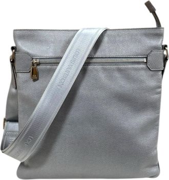 Louis Vuitton Glacier Gray Taiga Leather Shoulder Bag (Pre-Owned)