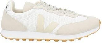 Veja FOOTWEAR - Trainers on YOOX.COM