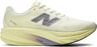 New Balance Hombre SuperComp Rebel hombre en Marr&oacute;n, Talla 40.5