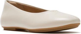 FitFlop Delicato High Cut Soft Leather Ballet Flats in Paris Beige at Nordstrom, Size 7.5
