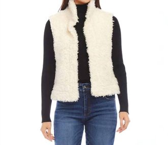 Karen Kane Cordelia Faux Shearling Vest In Cream
