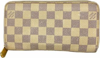 Louis Vuitton White Long Wallet (Bi-Fold) (Pre-Owned)