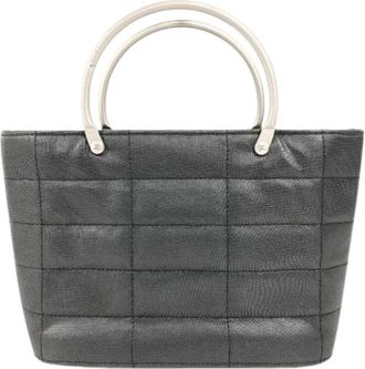 Chanel Pre-owned Handbags, female, Gray, Size: ONE SIZE Pre-owned Chocolate Bar Handbag