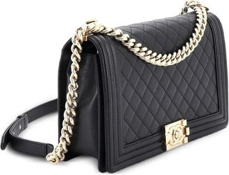 Chanel Boy Flap Bag Quilted Caviar Old Medium crossbody bag - women - Calf Leather - One Size - Black
