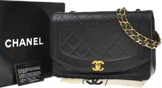 Chanel Vintage Diana Flap Bag Quilted Lambskin Black Leather Shoulder Bag Bag (Pre-Owned)
