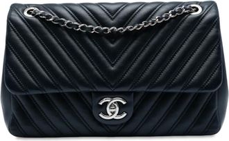 Chanel 2015-2016 Jumbo Classic Chevron Lambskin Double Stitch Single Flap shoulder bag - Blue