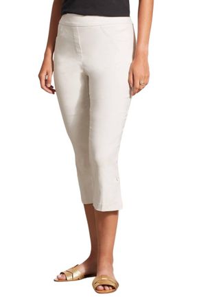 Tribal Flatten It Pull On Capri Pants In French Oak