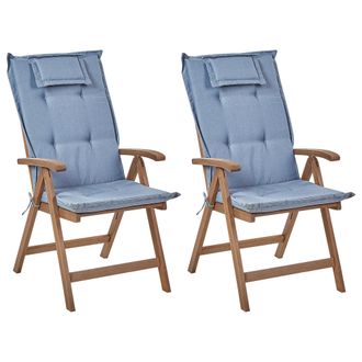 Beliani Conjunto De 2 Sillas De Jard&iacute;n R&uacute;sticas De Madera De Acacia Natural Ajustables Plegables Con Reposabrazos De Madera Oscura Cojines Azules Amantea