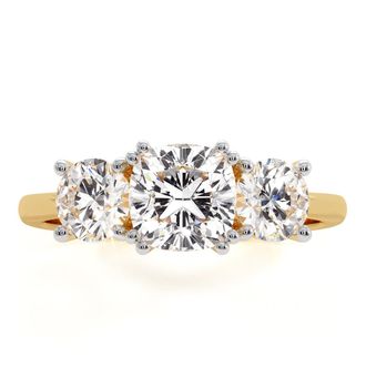 The Diamond Store 3 Stone Meghan Diamond Engagement Ring 1.7CT G/Vs2 in 18K Gold