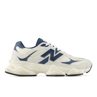 New Balance Unisex 9060 en Azul/Beige, Gamuza/Malla, Talla 37.5