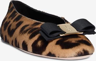 Ferragamo Ballerinas aus Kalbs-Haarleder mit Leopardenprint Vara