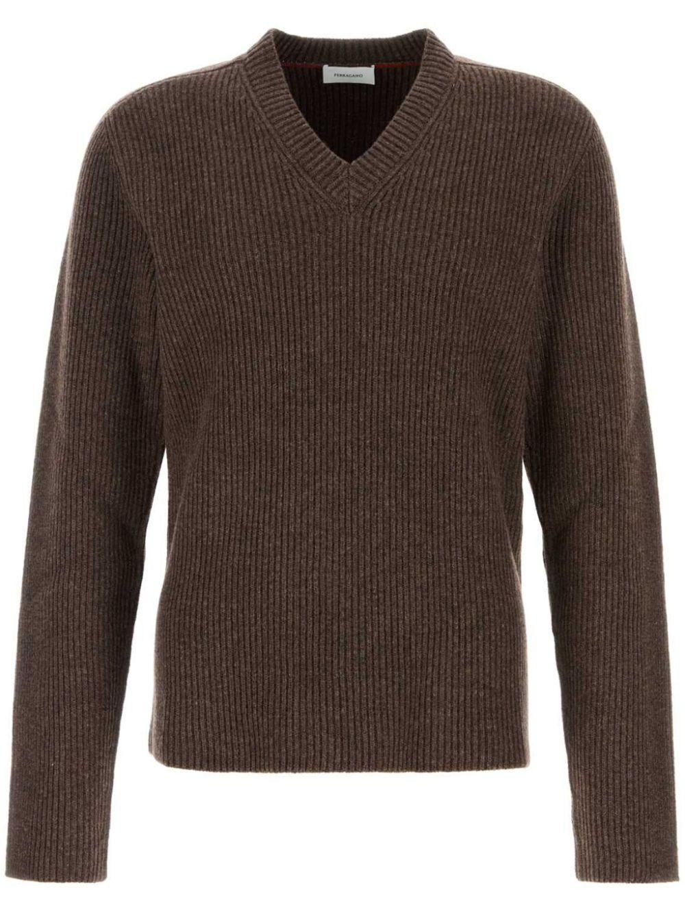 【送料&関税込】Ferragamo V-neck Sweater High neck cashmere pullover - Men | Ferragamo