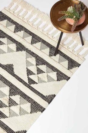 Homescapes Kota Black & Grey Kilim Wool Rug | Size: 160 cm x 230 cm