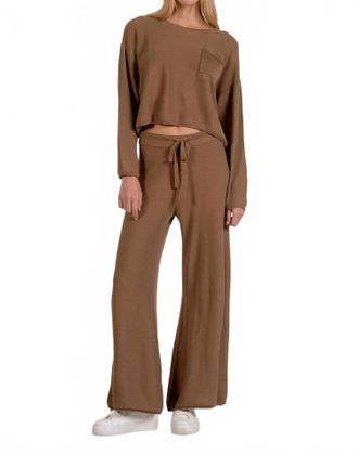 Elan Drawstring Wide Leg Pants In Caramel