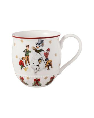 Villeroy & Boch Christmas Toys Fantasy Mug: Building A Snowman