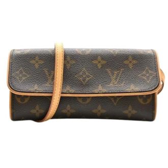 Louis Vuitton Pre-owned Cross Body Bags, female, Brown, Size: ONE SIZE Pre-owned Canvas Cross Body Bag