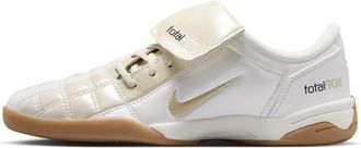 Nike Womens Total 90 SE Shoes in White | IO2389-100