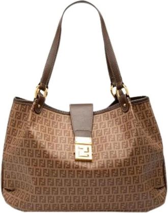 Fendi Pre-owned Shoulder Bags, female, Brown, Size: ONE SIZE Pre-owned Leather Shoulder Bag