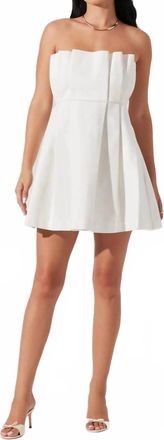 Astr Womens Clemira Dress In White
