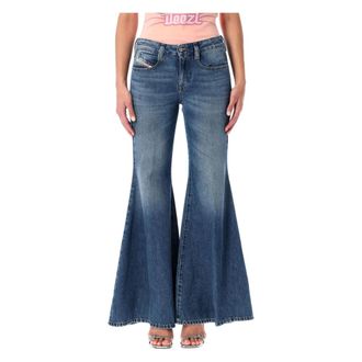 Diesel 1970 D-Bleess Flare Jeans