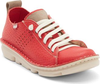 On Foot 30250 Silken Low Top Sneaker in Nirvana Rojo at Nordstrom, Size 10-10.5Us