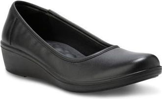 Eastland Belinda Wedge Pump in Black at Nordstrom, Size 8.5