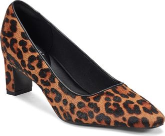 Rockport Total Motion Merida Pump in Dark Natural at Nordstrom, Size 6.5