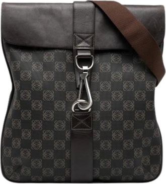 Loewe Vintage, unisex, Bruin, ONE Size, Leer, Pre-owned Crossbody Bag