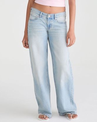 A&eacute;ropostale Super Low-Rise Baggy Wide Leg Sun Pocket Jean