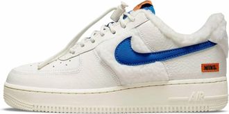 Nike Womens Air Force 1 07 Sneakers In White/orange/blue