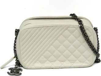 Chanel Pre-owned Cross Body Bags, female, Beige, Size: ONE SIZE Pre-owned Leather chanel-bags