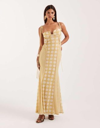 Asos Vestito lungo in rete a pois con cuciture a vista e coppe strutturate-Multicolore