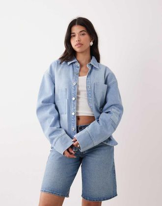 Asos Camicia giacca oversize in denim patchwork lavaggio candeggiato-Blu