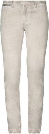 Eleventy PARTES DE ABAJO - Pantalones en YOOX.COM