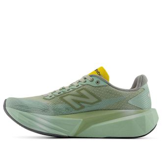 New Balance (WMNS) New Balance FuelCell Rebel v5 Garter Snake Mosaic Green Lemon WFCXTD5