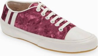 Cecelia New York Womens Rookie Sneaker In Wine