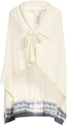 Isabel Benenato JACKEN & M&Auml;NTEL - Capes auf YOOX.COM