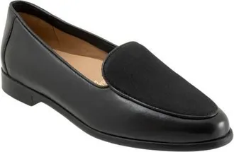 Trotters Layla Loafer in Black at Nordstrom, Size 10.5
