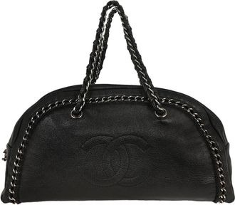 Chanel Luxe Ligne Bowler Bag Leather Black Leather Handbag (Pre-Owned)