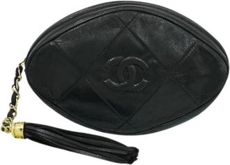 Chanel Pre-owned Clutches, female, Black, Size: ONE SIZE Pre-owned Vintage Leather Clutch