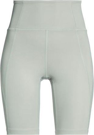 Girlfriend Collective HOSEN & R&Ouml;CKE - Shorts & Bermudashorts auf YOOX.COM