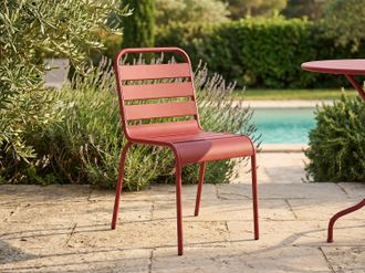 Vente-Unique Sedia da giardino impilabile in Metallo Rosso - Lotto di 2 - MIRMANDE di MYLIA