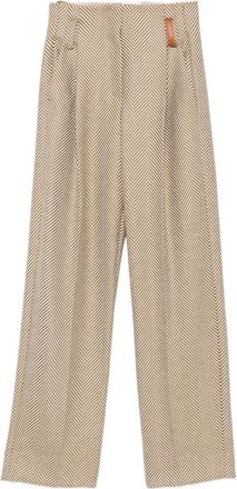 Forte_Forte herringbone pleated trousers - women - Virgin Wool - III - Neutrals