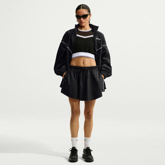 Nike Womens Nike Sportswear Mid-Rise Scalloped-Trim Poplin Skirt in Black | IM8171-010