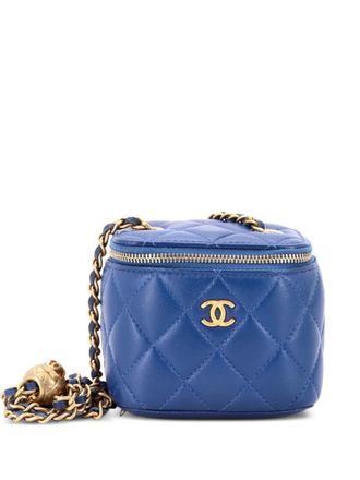 Chanel Pearl Crush Vanity Case with Chain Quilted Lambskin Mini clutch bag - Blue